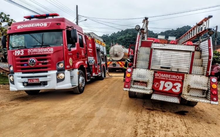 Homem morre em incêndio em Jaraguá do Sul