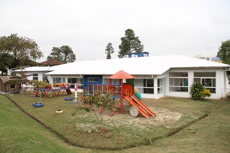Maior e mais moderna estrutura de educação infantil de Timbó é entregue
