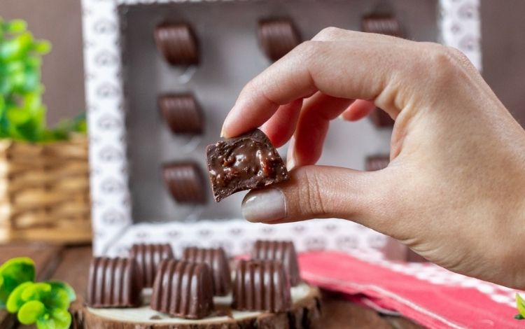 Empresa Ferana de Timbó lança 1º chocolate com linguiça do mundo