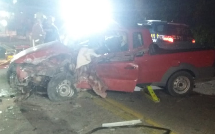 Colisão entre carro e caminhão deixa um ferido em Ibirama