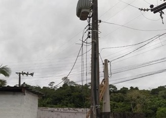  Fios de energia elétrica são furtados do poste de empresa em Timbó