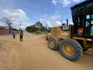 Ruas Grécia e Canadá começam a receber obras de pavimentação em Timbó