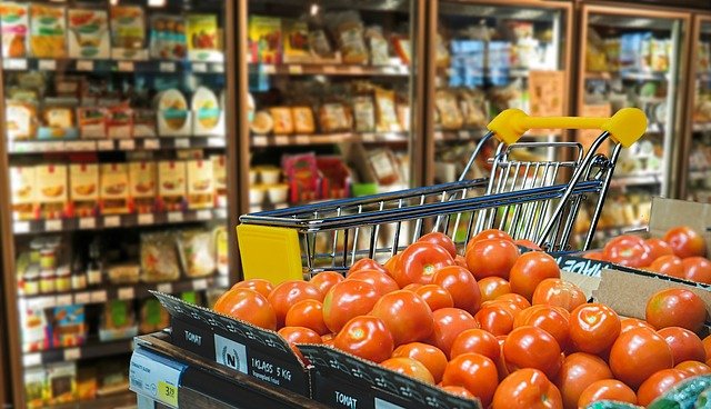 Supermercado é condenado por abordar cliente de forma vexatória após acusá-la de furto