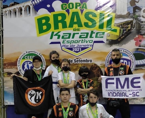  Atletas do Karatê Kamikaze de Indaial competem na Copa Brasil no Rio de Janeiro