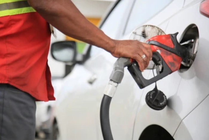 Aumento no preço da gasolina e do gás de cozinha é anunciado pela Petrobras