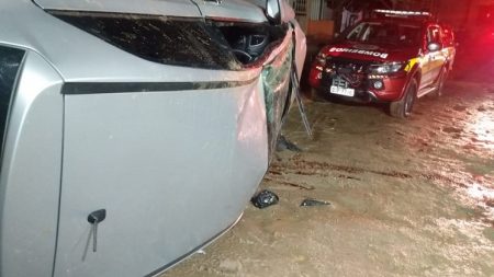 Condutor fica ferido após acidente em Blumenau