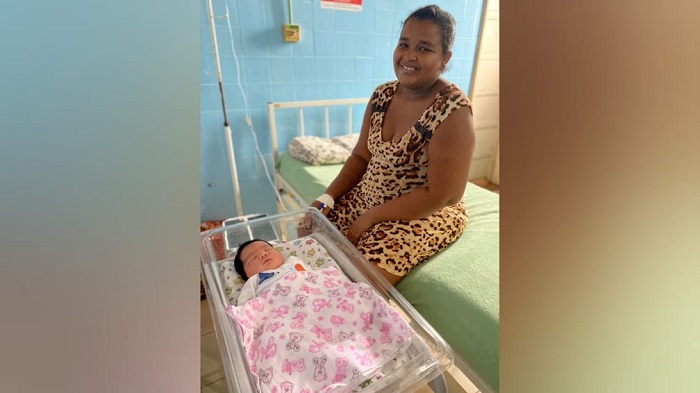 Mulher dá à luz a bebê de quase 6kg em Santarém oeste do Pará