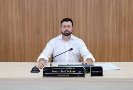 Justiça determina instalação de tornozeleira eletrônica no presidente da Câmara de Vereadores de Timbó