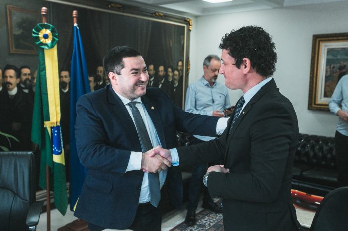 Alba recebe embaixador da Ucrânia na Alesc de Santa Catarina 