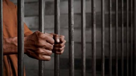 Homem é preso durante ocorrência por possuir mandado de prisão ativo em Blumenau