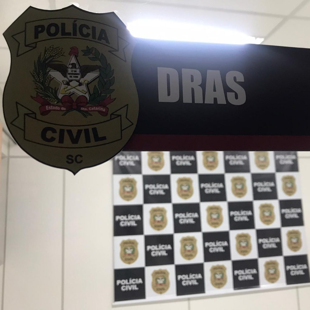 Estudante sequestrado por dever dinheiro ao tráfico é resgatado em Florianópolis