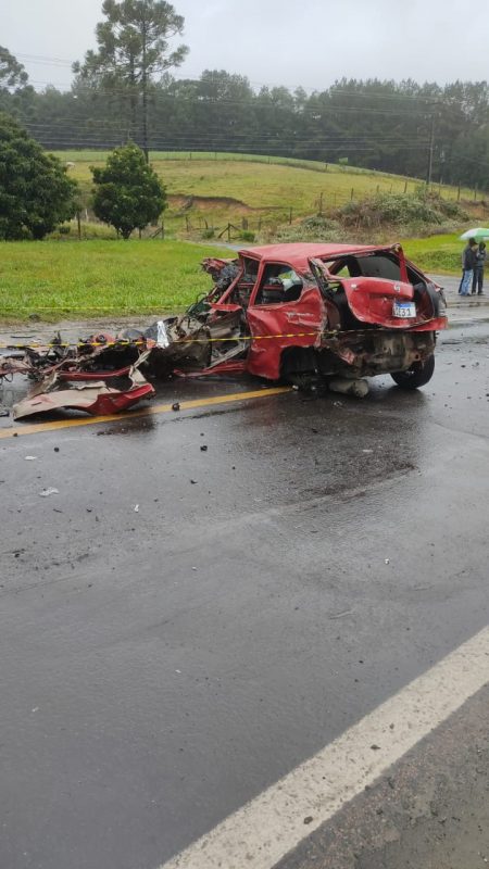 Colisão entre quatro veículos deixa mulher morta em Itaiópolis