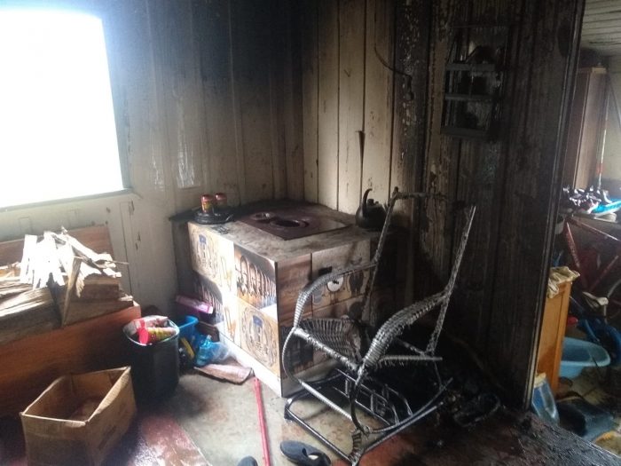 Fogão a lenha acaba causando princípio de incêndio em residência de Taió 