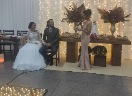 Sogra revela casamento surpresa em churrascaria e choca noiva em SC