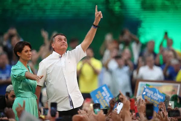 Bolsonaro é lançado candidato à reeleição em evento no RJ