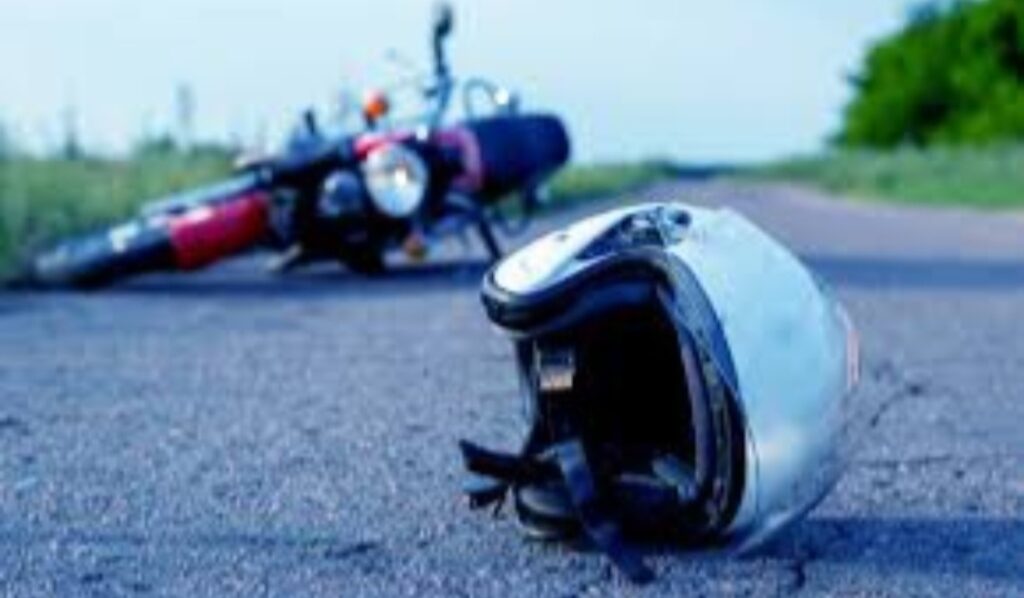 Acidente de trânsito deixa motociclista ferido em Blumenau