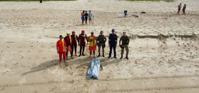  Homem desaparecido é encontrado morto em praia de Itajaí 