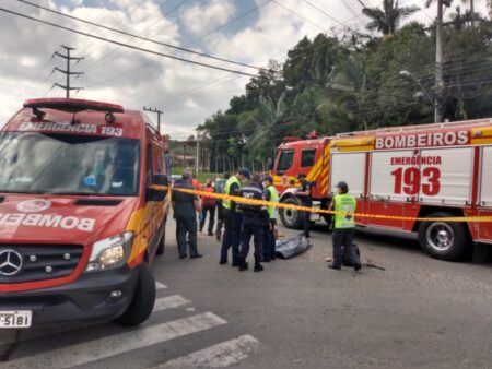 Ciclista perde a vida após ser atropelado em Blumenau