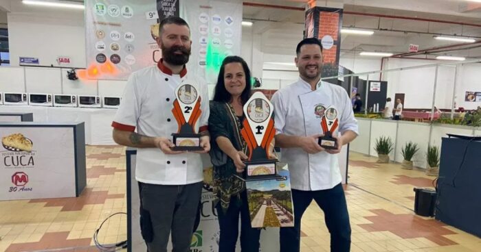 Moradora de Indaial ganha o 1° lugar em concurso de cuca em Brusque