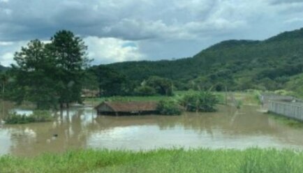 Pequena hidrelétrica em Taió que coloca vizinhos em risco tem atividades suspensas por liminar