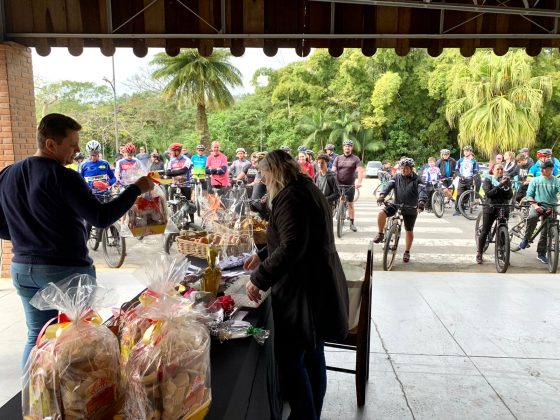 Benção do Ciclista reúne cerca de 80 participantes em Timbó