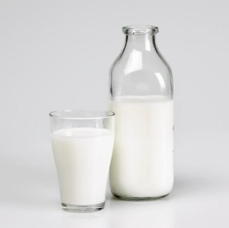 Preço do leite começa a cair nos Supermercados