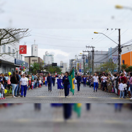 Desfile cívico reunirá 47 pelotões em Timbó