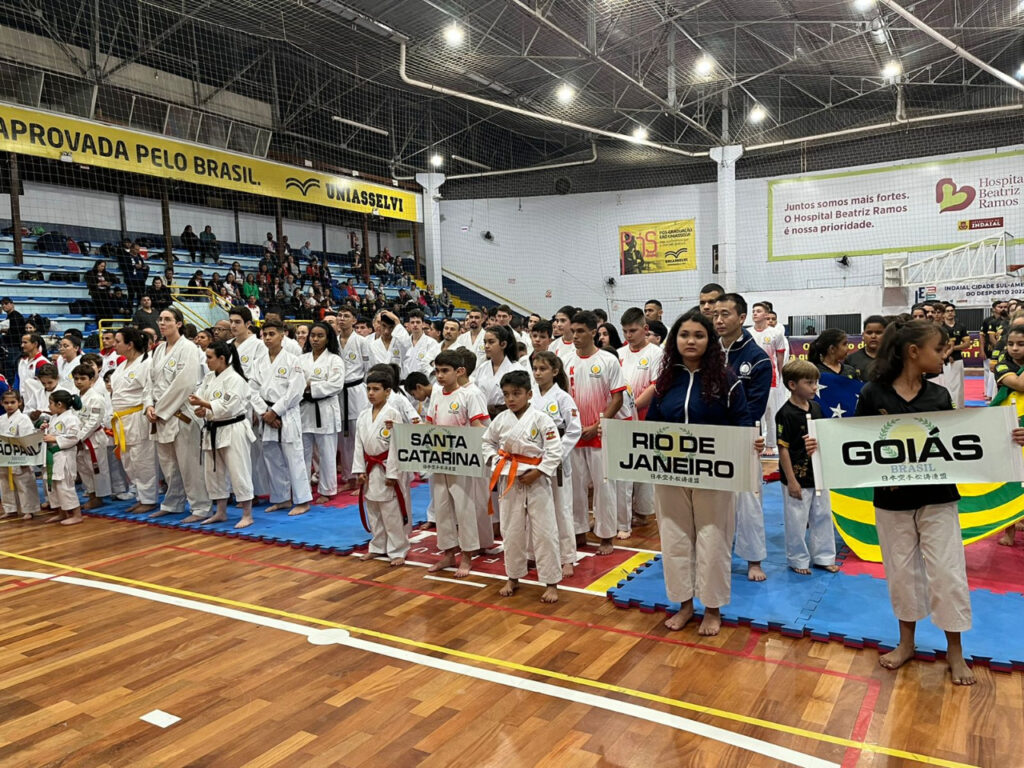 Indaial Sediou No Fim De Semana O Campeonato Brasileiro De Karatê Shotokan Misturebas News 