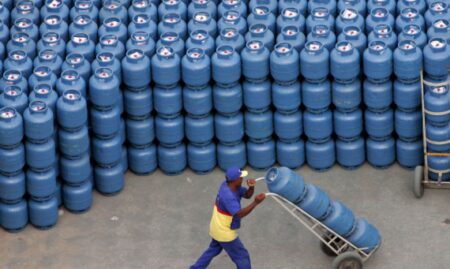 Petrobras anuncia redução no preço do gás de cozinha para as distribuidoras