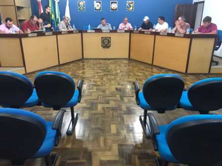 Projeto de Lei autoriza o Poder Executivo a realizar concessão de espaços públicos em Apiúna