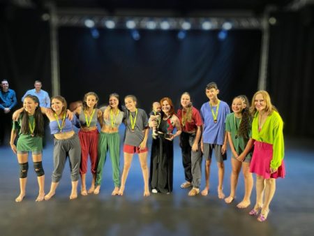 Alunos de Indaial conquiastam prêmios no Festival Dança Catarina
