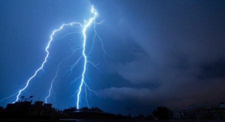 Mais de 100 cidades de SC estão sob alerta de tempestade nesta quinta (6)