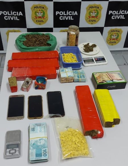 Polícia Civil prende três pessoas em flagrante por tráfico de drogas em Ibirama