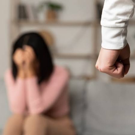 Mulher denuncia marido pela 2° vez após sofrer violência doméstica em Blumenau