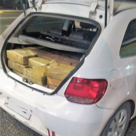 PRF apreende mais de 300 kg de maconha em Joinville