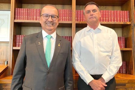 Governador eleito Jorginho Mello se reúne como o Presidente Jair Bolsonaro