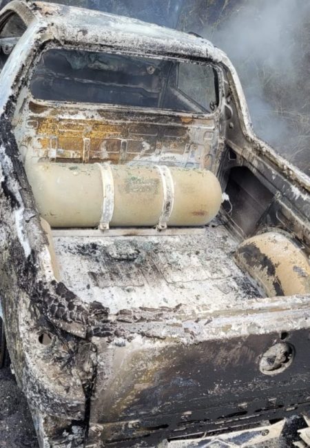 Cilindro de GNV provoca incêndio em carro na SC-281 em Imbuia