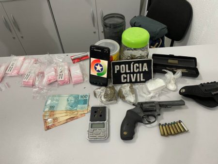 Jovem é preso por tráfico de drogas em Pomerode