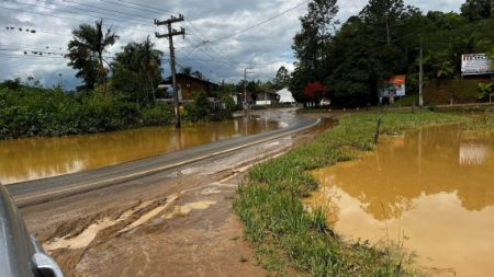 Aulas são retomadas após alagamentos em Timbó