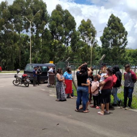 PRF flagra van com 10 lugares transportando 24 pessoas em Rio Negrinho