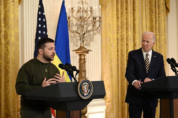 Joe Biden recebe Volodymyr Zelensky na Casa Branca e anuncia nova ajuda em mísseis para a Ucrânia