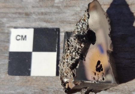 Cientistas analisam meteorito e descobrem minerais extraterrestres