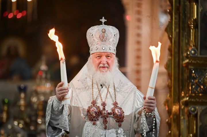 Rússia cessa-fogo na guerra pelo Natal ortodoxo; Ucrânia chama de hipocrisia