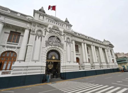 Congresso peruano rejeita pela segunda vez proposta de adiantar as Eleições