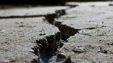 Terremotos de 6,8 e 7,2 atingem o Tadjiquistão e a China