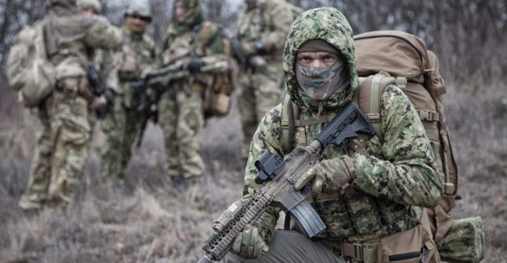 Soldados ucranianos comparam batalha contra russos à 