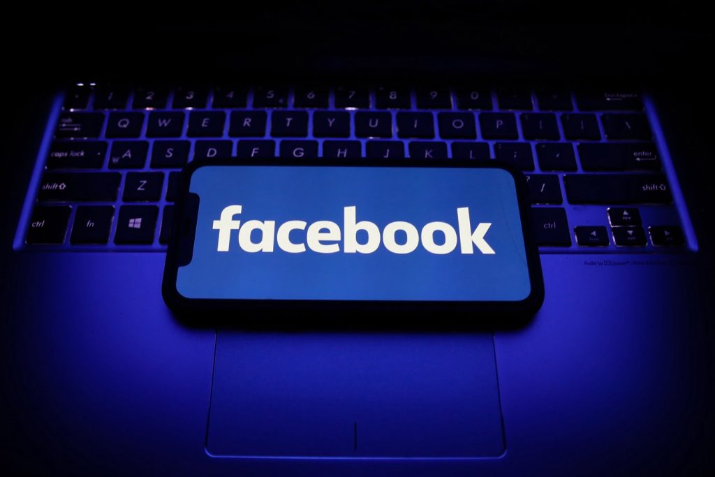 Ex-funcionário denuncia que app do Facebook 