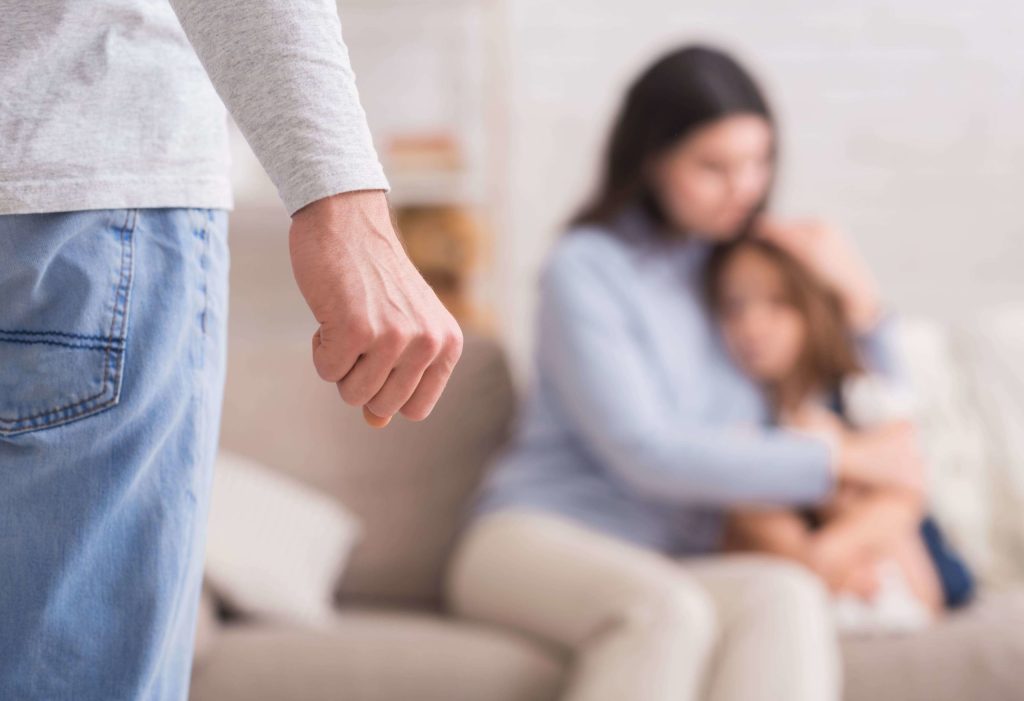Deputado de SC pretende criar auxílio aluguel para vítimas de violência doméstica
