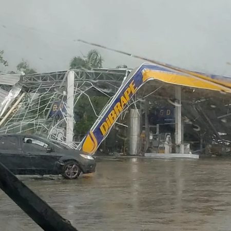 Cidade pequena do Médio Vale do Itajaí é arrasada por fortes ventos durante uma tempestade