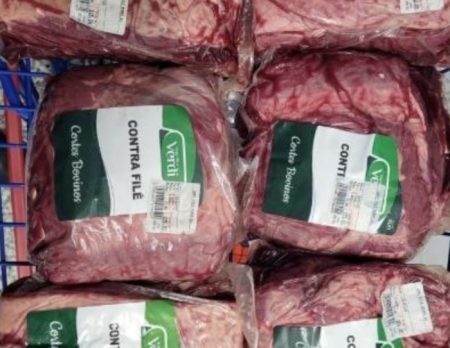 Ladrão de contrafilé é preso após ser pego furtando carnes em Pomerode